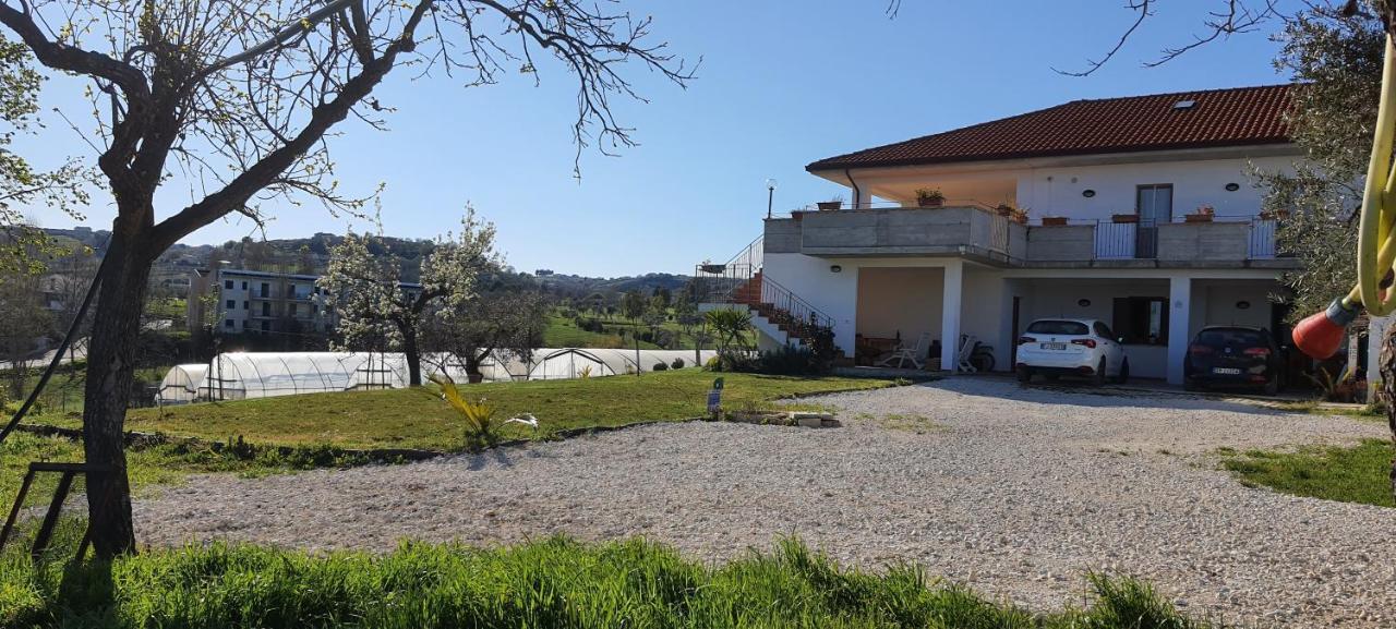 Casa Vacanze Cerreto 3 Miglianico Buitenkant foto